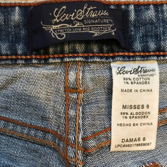 Levi’s Signature Stretch Low Rise Bootcut Jeans - Picture 3 of 4